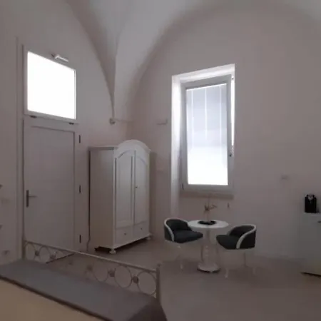 Casa Vacanze Laura S/C Lecce Exterior photo